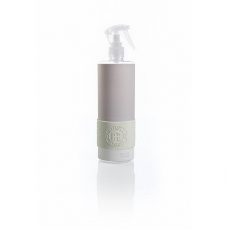 Flacon gradué DIY - dépoussiérant meuble en bois