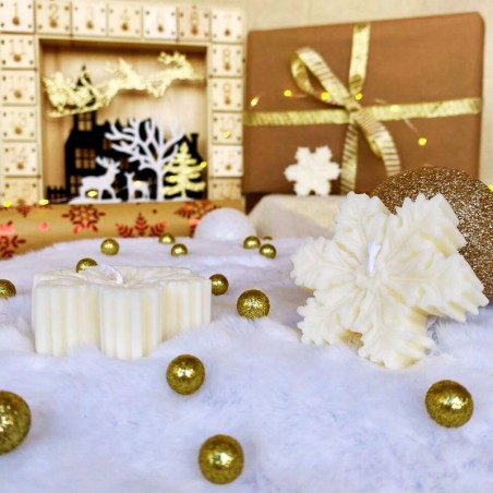 Bougie non toxique Flocon de Neige parfumée "Feu de Bois" (45gr)