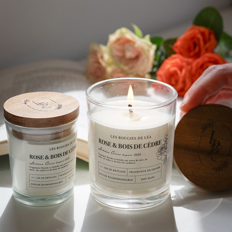 Bougie non toxique parfumée - Rose et bois de Cèdre